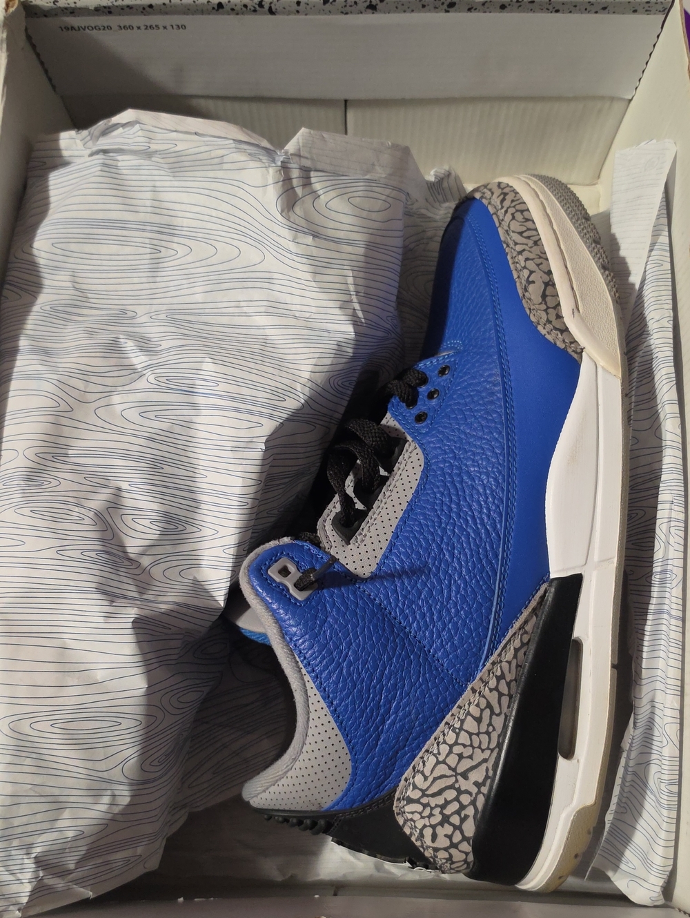 Nike Royal Blue and Gray Retro Basketball Sneakers
